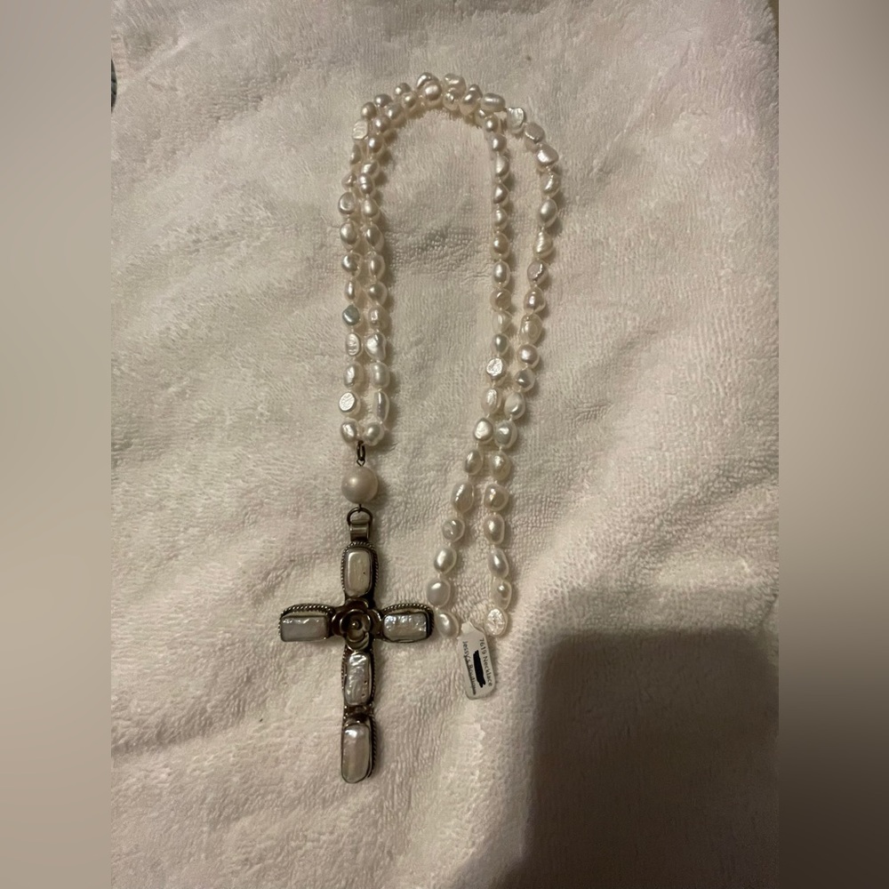 Super cute cross necklace